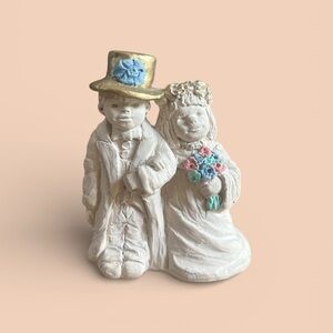 1994 Austin Sculptures by Dee Crowley “Always Together” Bright Eyes Hat col